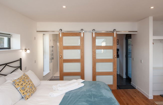 Croft 7 Geary Self Catering Studio - Photo 20