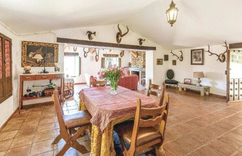 Nice Home In Higuera De La Sierra - Foto 16