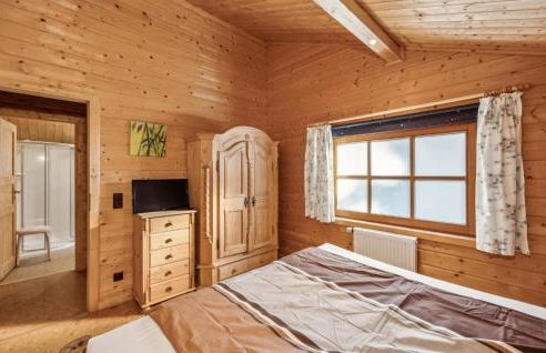 Pet Friendly Home In Haren With Wifi - Photo 13