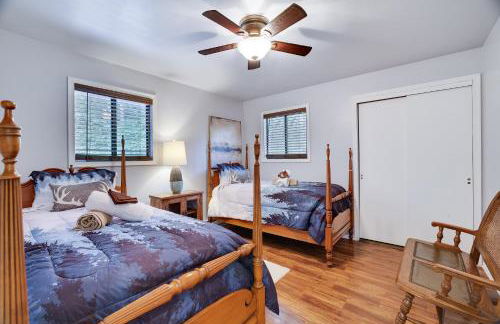 Emerald Escape Lake, Theater, Game Room & More! - Foto 25