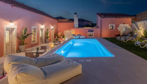 Arhontiko Arhanes Suites - Photo 1, sunbed