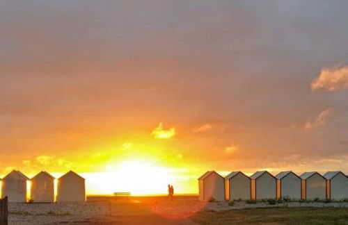La Baigneuse maison avec jardinet et parking privé, à 200 m plage - Foto 34