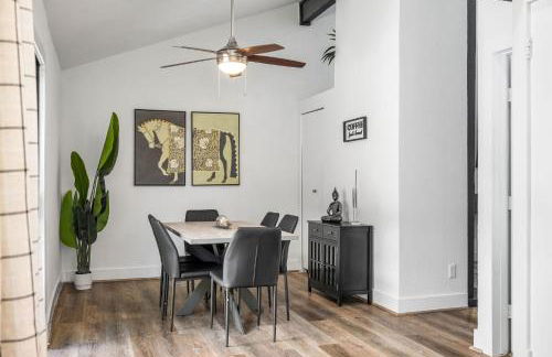 The Orange Door - Unit B - Travis Heights Duplex - Foto 16