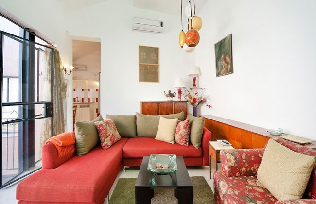 Charming Sunny Haven with Balcony by Sea N Rent - Foto 9