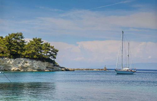 Paxos Couple House By Konnect - Photo 30