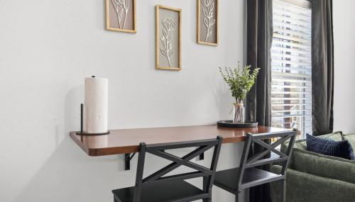 Super Value Suite #7 @ East End Revitalized - Foto 5