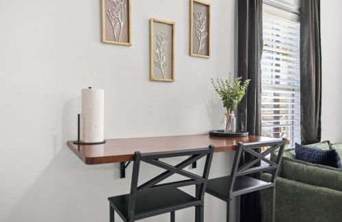 Super Value Suite #7 @ East End Revitalized - Foto 5