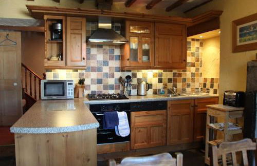 Rock Cottage - Log burners and jacuzzi bath - Foto 7