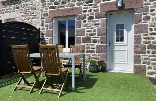 207 - Jolie maison mitoyenne entre terre et mer en campagne de Plurien - Foto 1