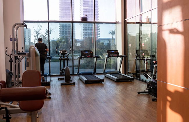 Sea-side 4 BR Apt with Gym - Foto 33