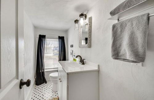 Hampton Sanctuary with Fire Pit and Fenced Yard! - Foto 33