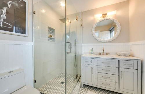 Stunning Westhampton Beach Home with Private Pool - Photo 21