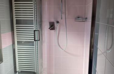 River House - Photo 16