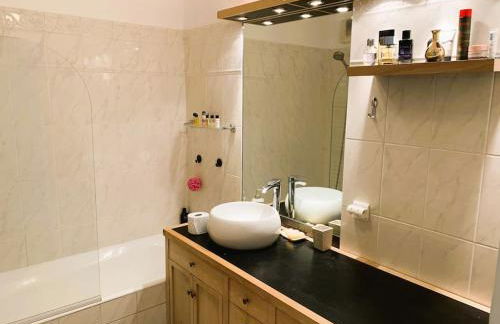 LE PARADIS - 2 chambres, balcon, parking - Foto 7