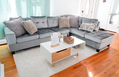 Family River Valley Retreat with Fireplace - Foto 4