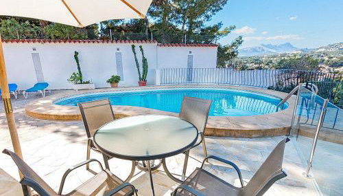 Villa Yvonne - chill out, free WIFI, close to facilities - Foto 3