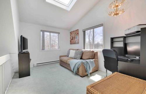 Cozy Poconos Mountain House with 3 bedrooms - Foto 42