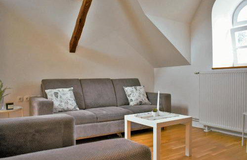 Central Park Apartments - Photo 22