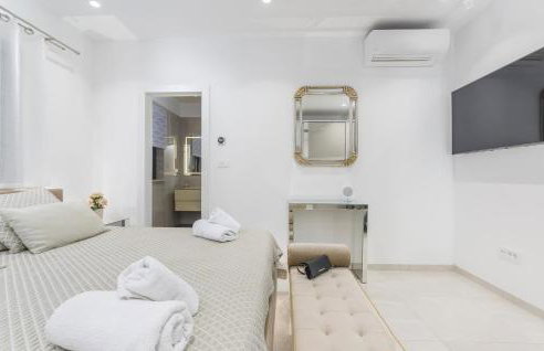 Villa Sara for 10 people near Novigrad with sea view and salt- water pool - Foto 39