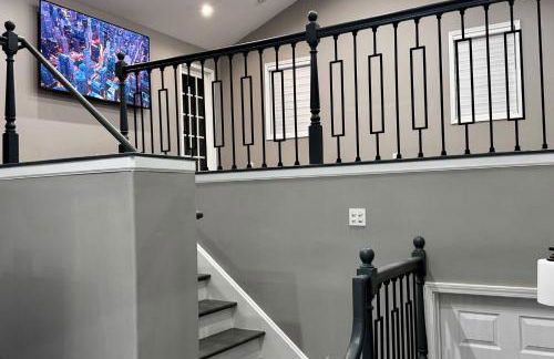 Sleeps 24+ Luxury house Near Chicago 12 king beds - Foto 53