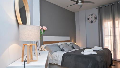 Luz y Tranquilidad en el Casco Histórico - Parking Gratis - Foto 5