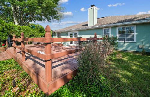 Pondside Perch - Your Waterfront Retreat home - Foto 43