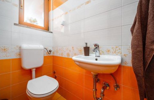 Two-Bedroom Holiday Home In Tinjan - Foto 42