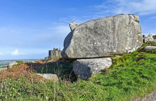 Goonearl Cottage - Photo 6