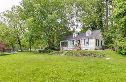 Near Shops and Parks Dog-Friendly Maryland Gem - Photo 26