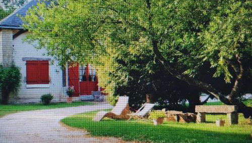 Gîte de l'orangerie du château de Jallanges- 11 personnes - Photo 2, Garden