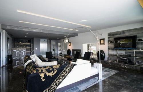 Luxury Beachfront Villa Selenia Platinum in Sounio - Foto 35