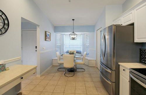 Well-appointed lakefront condo - Heritage Oaks County Club - Foto 33