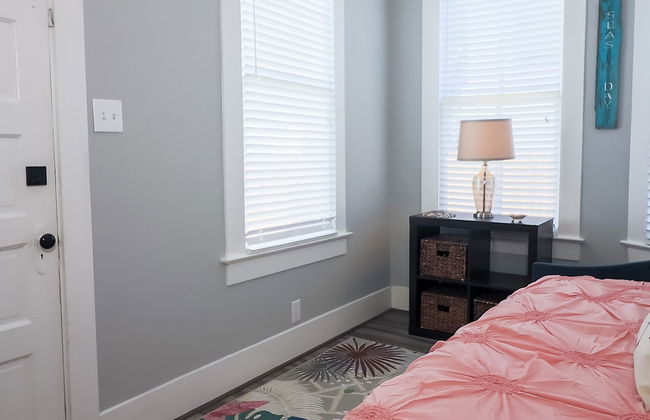 Vibrant Bungalow 2 Minutes to the Beach - Foto 51