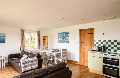 Campion Lodge - Photo 4