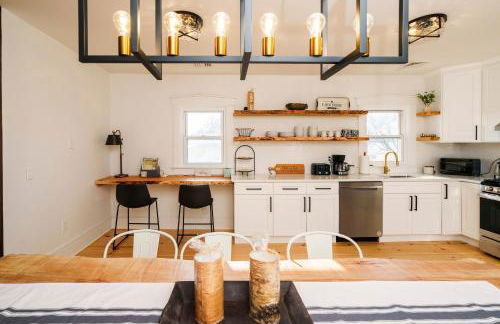 Very Cozy, 2 Bedroom Farmhouse Apartment 2nd FL - Foto 15