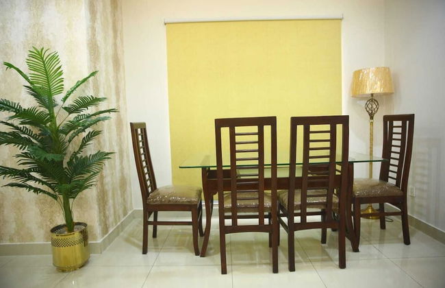 Gulberg Suites - Photo 5