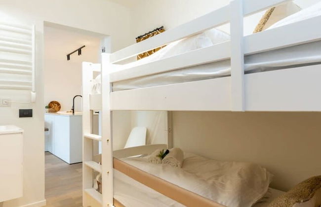 Renovated Apartment With sea View and Parking - Foto 20