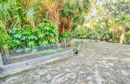 Upcycled Shipping Containers Transformed into a Glamping Home for a Unique Florida Vacation - Foto 72