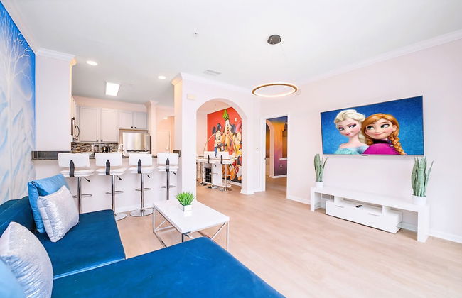 Upstay - Disney Themed Apartment w Luxury Patio - Photo 4