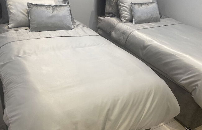 Modern 3-bed Apartment in Magherafelt Sleeps 8 - Foto 3