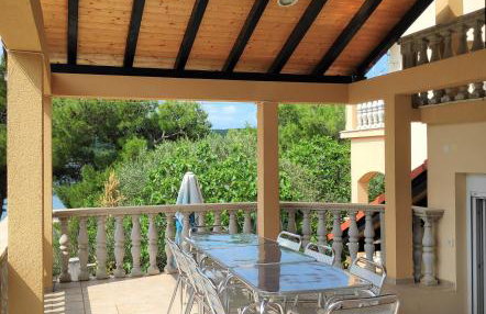 VILLA PUNTA BLAVA - Beachfront Family Villa with Sea View - no pets allowed - Foto 28