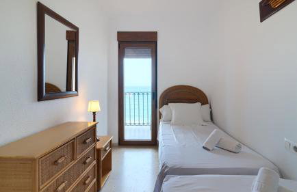 Sea You Apartamentos Valencia Port Saplaya - Foto 23