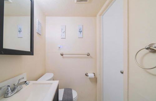 Cozy Basement - Steps to Longwood and MassArt - 3Min Walk to T - Foto 5