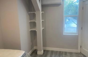 UCLA Thurston - Foto 3