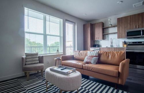 Boulevard Stays Comfortable 1BR Suite w Pool Parking Gym 04 - Foto 13