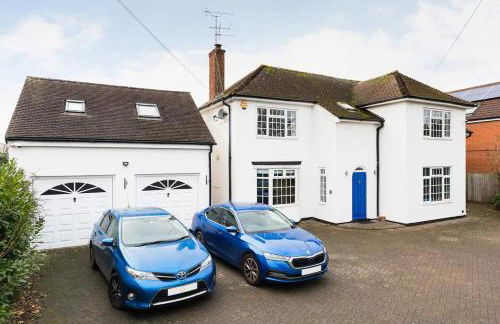 Spacious 5 Bed & Hot Tub Sleeps 12, near Stratford upon Avon - Foto 8