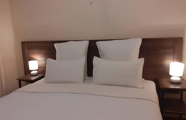 Charming 6-bed House With Swimming Pool in Harare - Foto 2