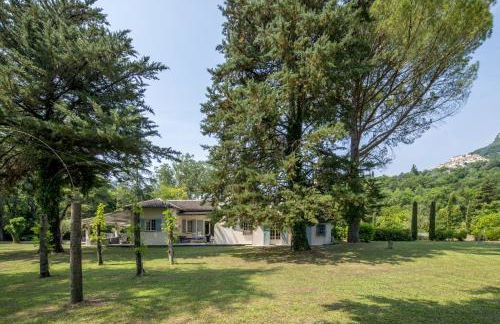 Spacious villa in Tourrettes-sur-Loup with Private Lake access Sleep 16 - Foto 23