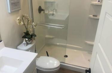 Luxury 5BR Maricopa Home with Private Heated Pool and Year Round Hot Tub - Photo 9