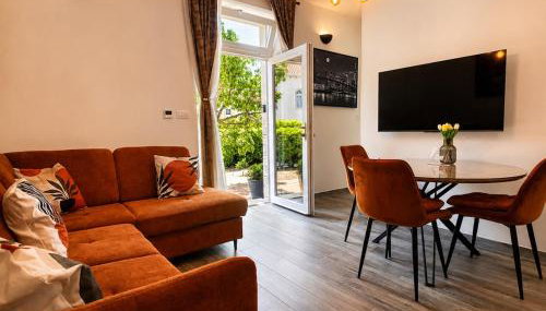 LA2 luxury apartment near Bacvice beach - Photo 2